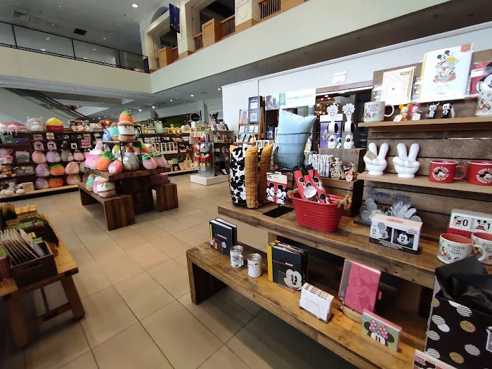 Amy's Hallmark Shop 1