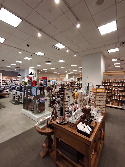 Amy's Hallmark Shop 0