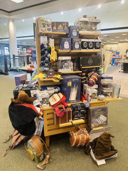 Barnes & Noble 9