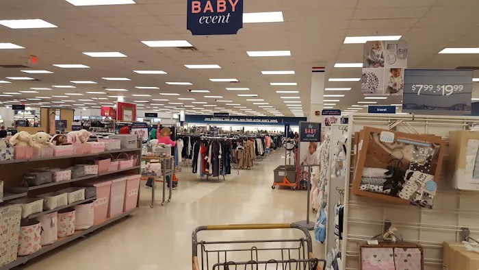 Marshalls & HomeGoods 5