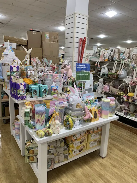 Marshalls & HomeGoods 9