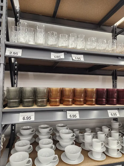 Crate & Barrel Outlet 5