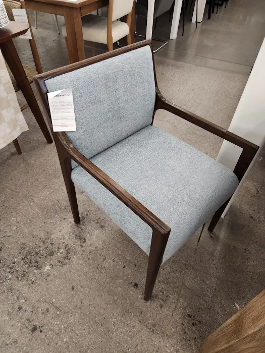 Crate & Barrel Outlet 6