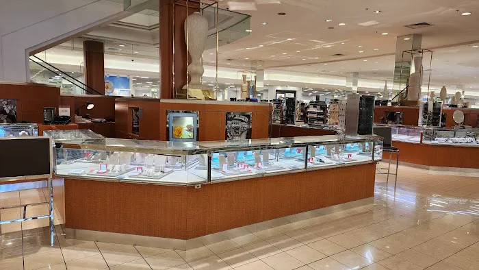 Macy's 0