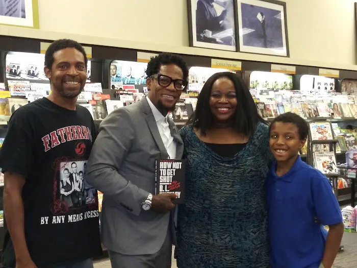 Books-A-Million 8