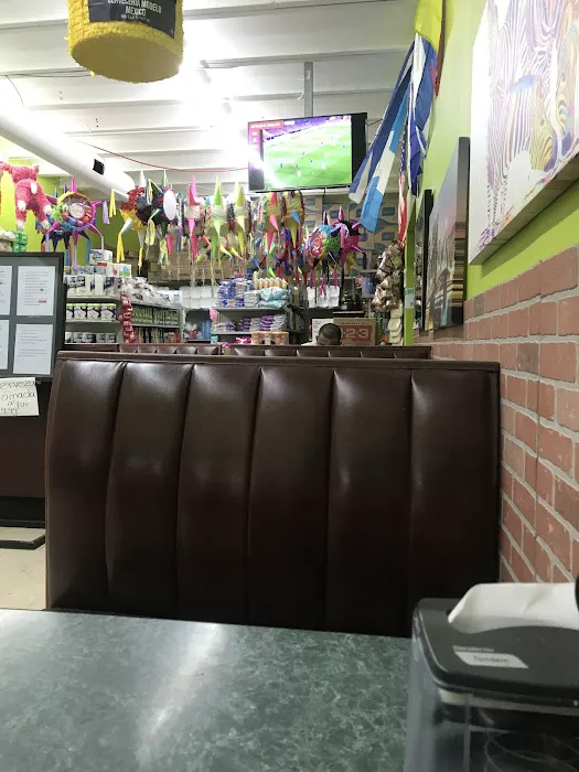 El Gallito Supermercado 4