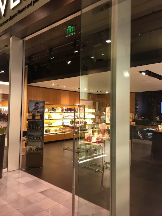 Aveda Store 9