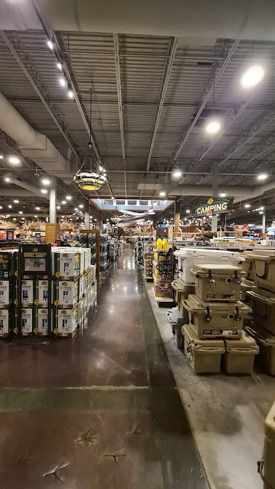 Bass Pro Shops 3