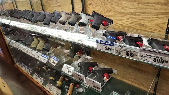 Bass Pro Shops 6