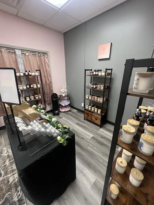 Lovely T Candles & More, LLC 0