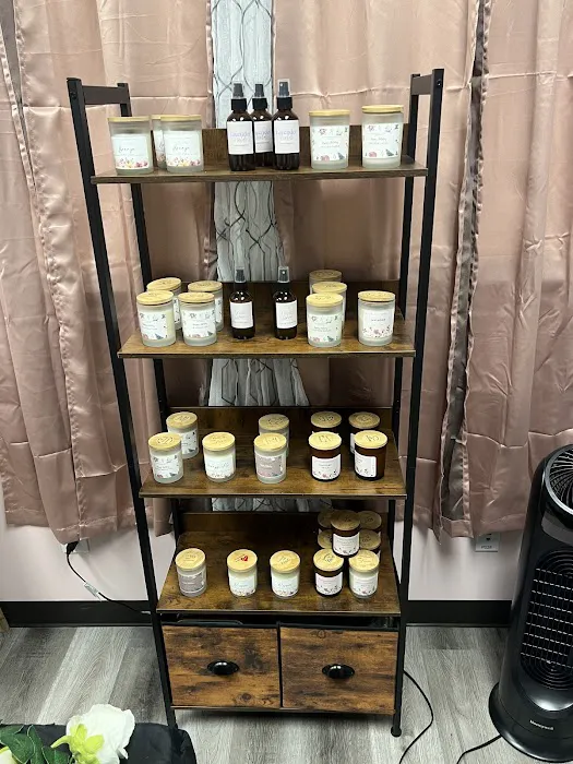 Lovely T Candles & More, LLC 6