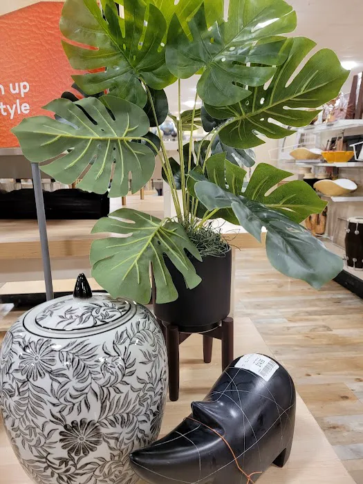 HomeGoods 8