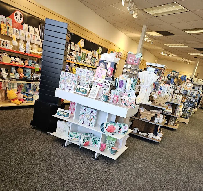 Cindy's Hallmark Shop 2
