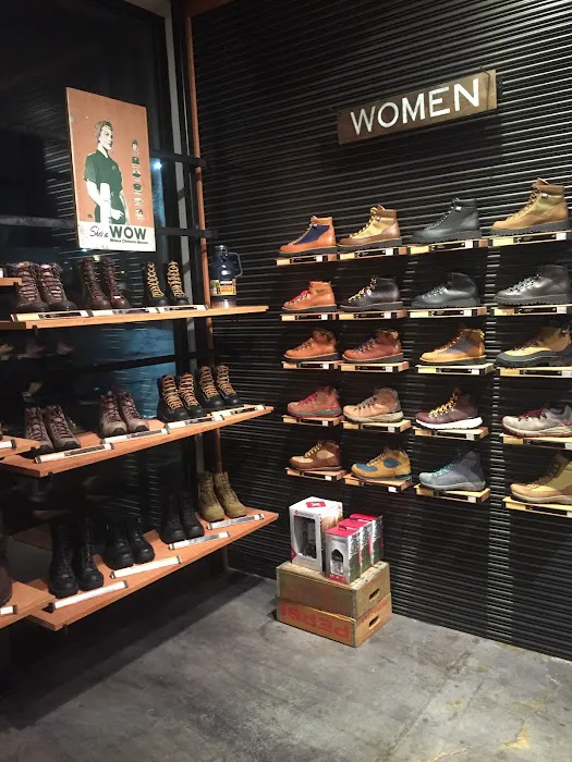 Danner 4