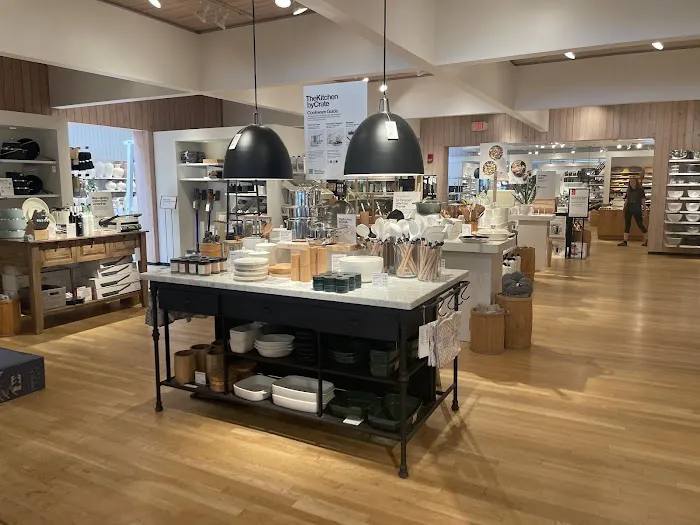 Crate & Barrel 5