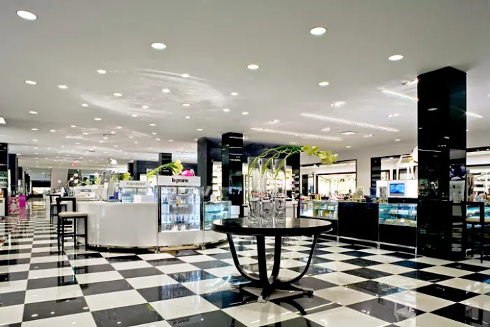 Bloomingdale's 5