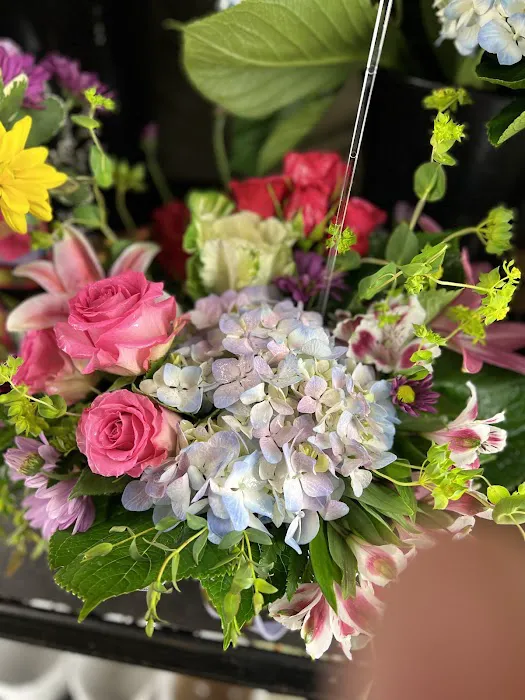 Summerlin Florist & Gifts 7