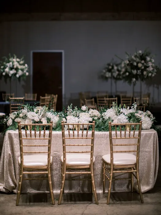 Colony House of Flowers 3