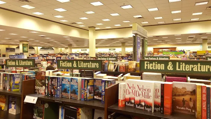 Barnes & Noble 0