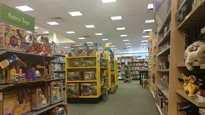 Barnes & Noble 7