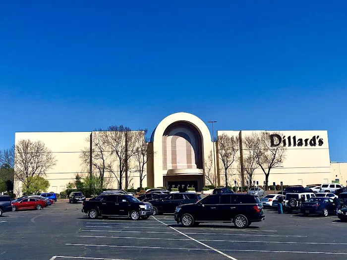 Dillard's 9