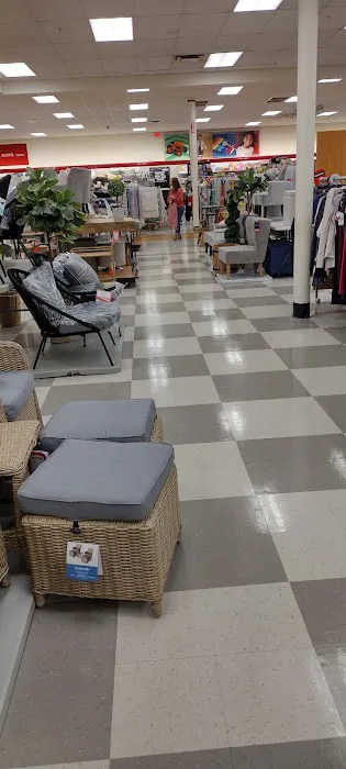T.J. Maxx 3