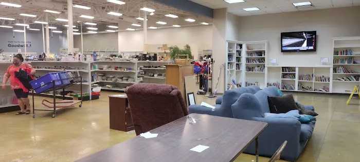 Goodwill Industries - Pierremont 4