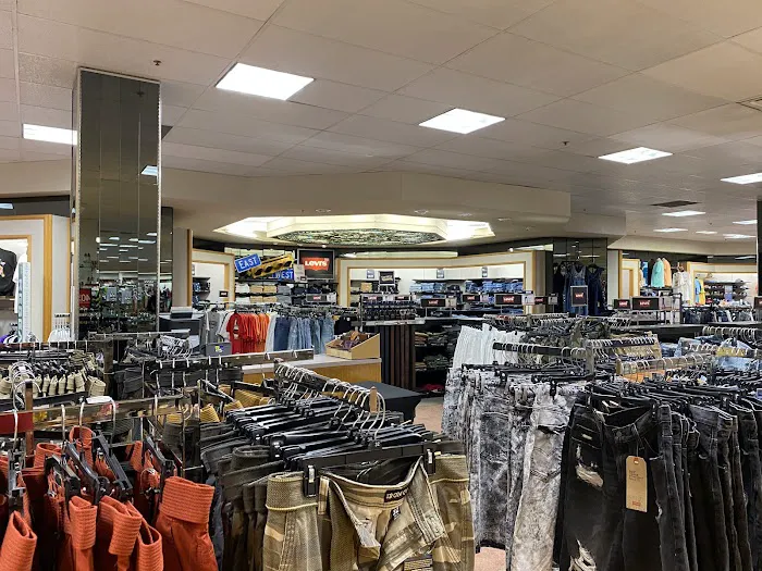 Dillard's 7