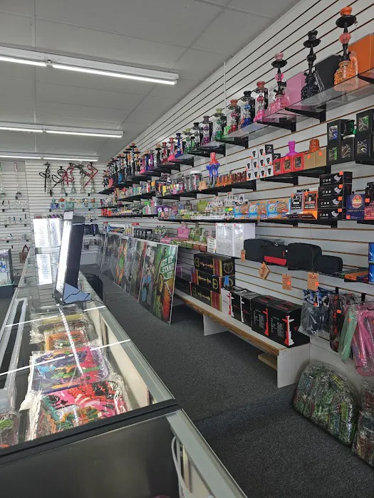 360 Tobacco Shop 2
