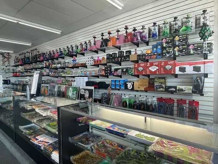 360 Tobacco Shop 8