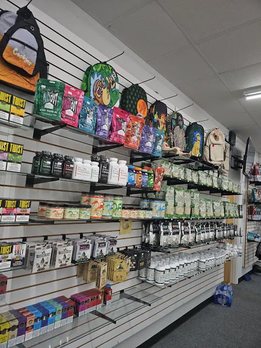 360 Tobacco Shop 5