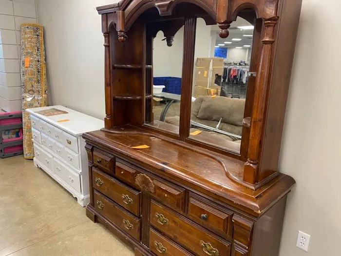 Rolling Hills Ministries Thrift Store 8