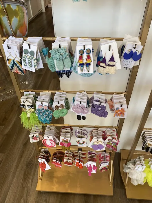 Simply Chic Boutique 0