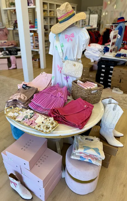 Simply Chic Boutique 5