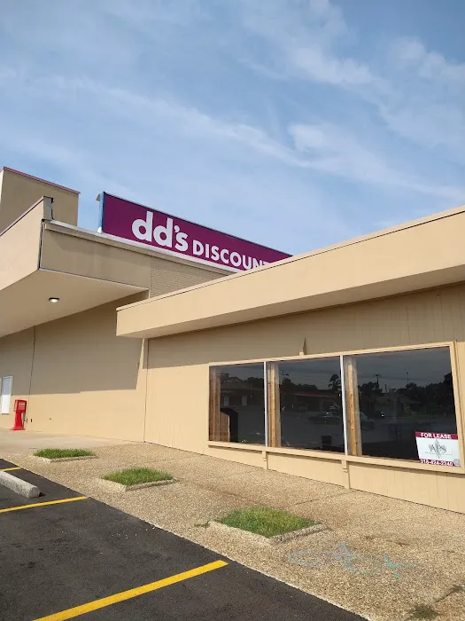 dd's DISCOUNTS 4