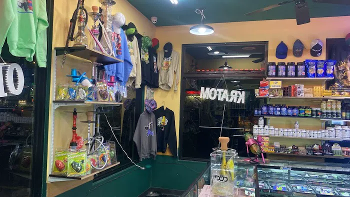 Zaza vape & smoke shop # 3 9