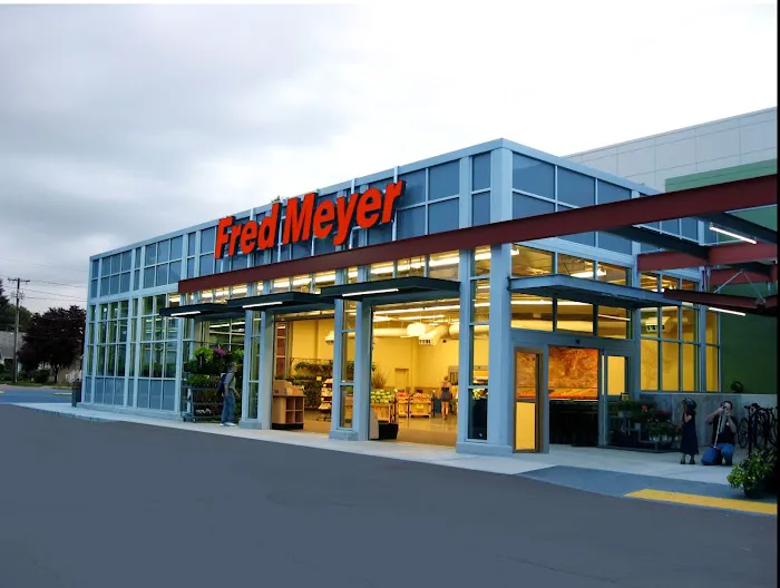 Fred Meyer 7