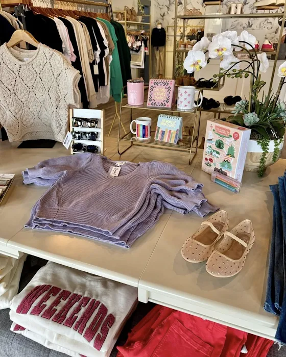 Mapel Boutique 2