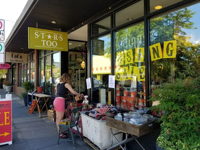 Stars & Splendid Antiques Mall 1