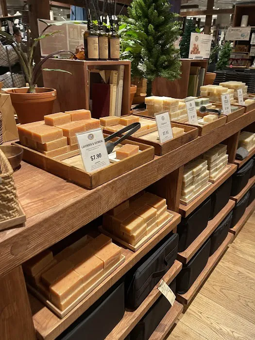 MUJI Portland 5