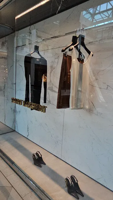 Saint Laurent 0