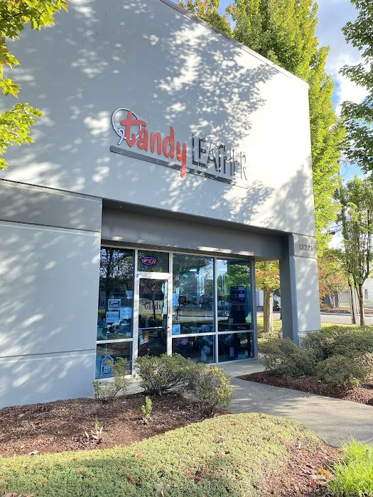 Tandy Leather Portland - 21 0