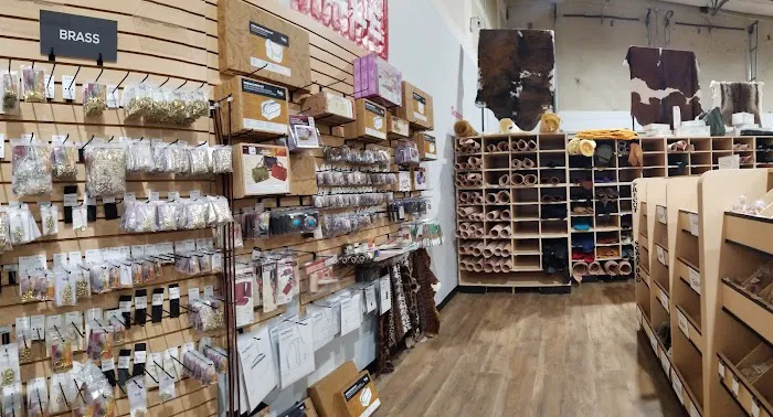 Tandy Leather Portland - 21 6