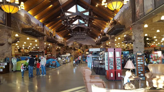 Bass Pro Shops 5