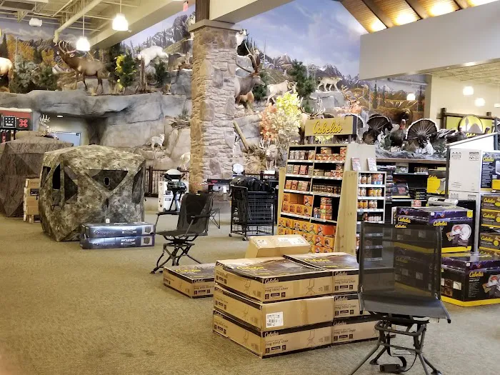 Bass Pro Shops 8