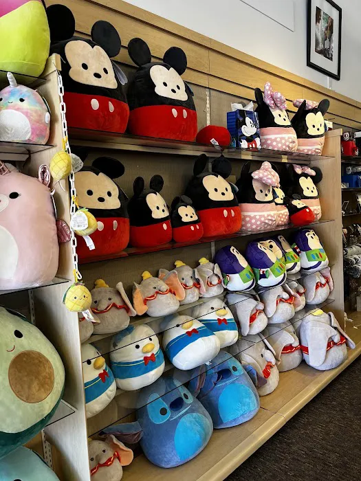 Gretchen's Hallmark Shop 8