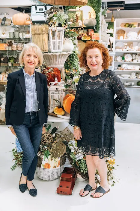 Findlay Rowe Designs Gift Shop & Boutique 5