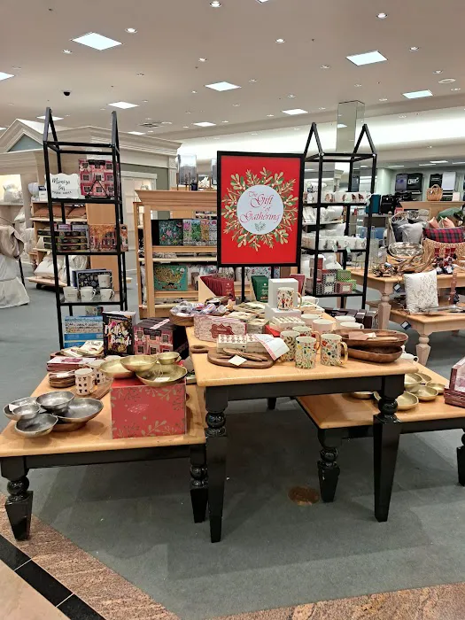 Dillard's 4