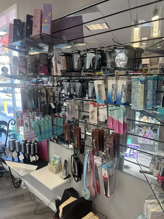 Beautique Beauty Bar 9