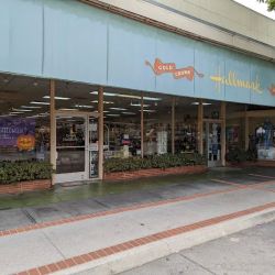 Dona's Hallmark Shop ico